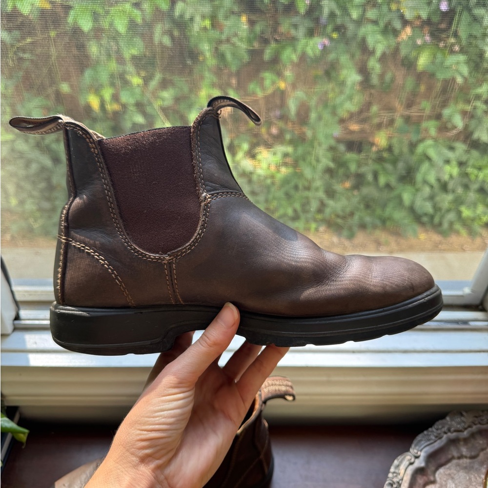 Blundstone Brown Leather Chelsea Boots
